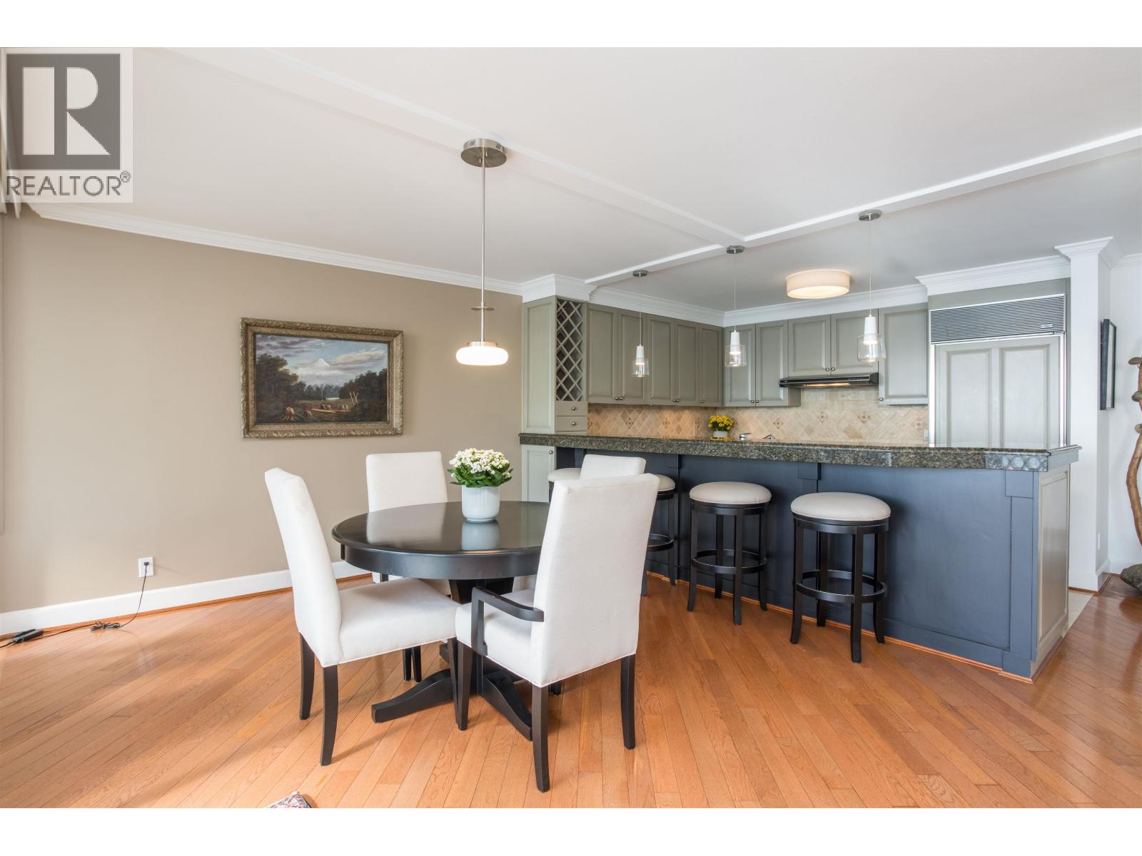 902 2135 Argyle Avenue, West Vancouver, British Columbia  V7V 1A5 - Photo 7 - R3080407