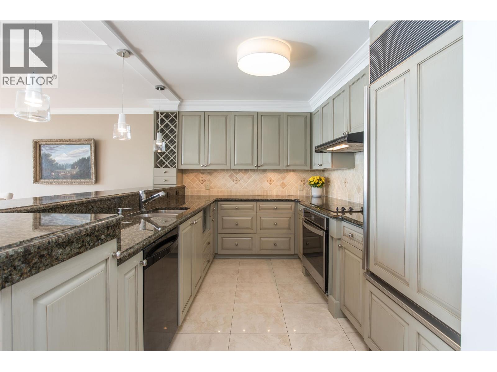 902 2135 Argyle Avenue, West Vancouver, British Columbia  V7V 1A5 - Photo 9 - R3080407