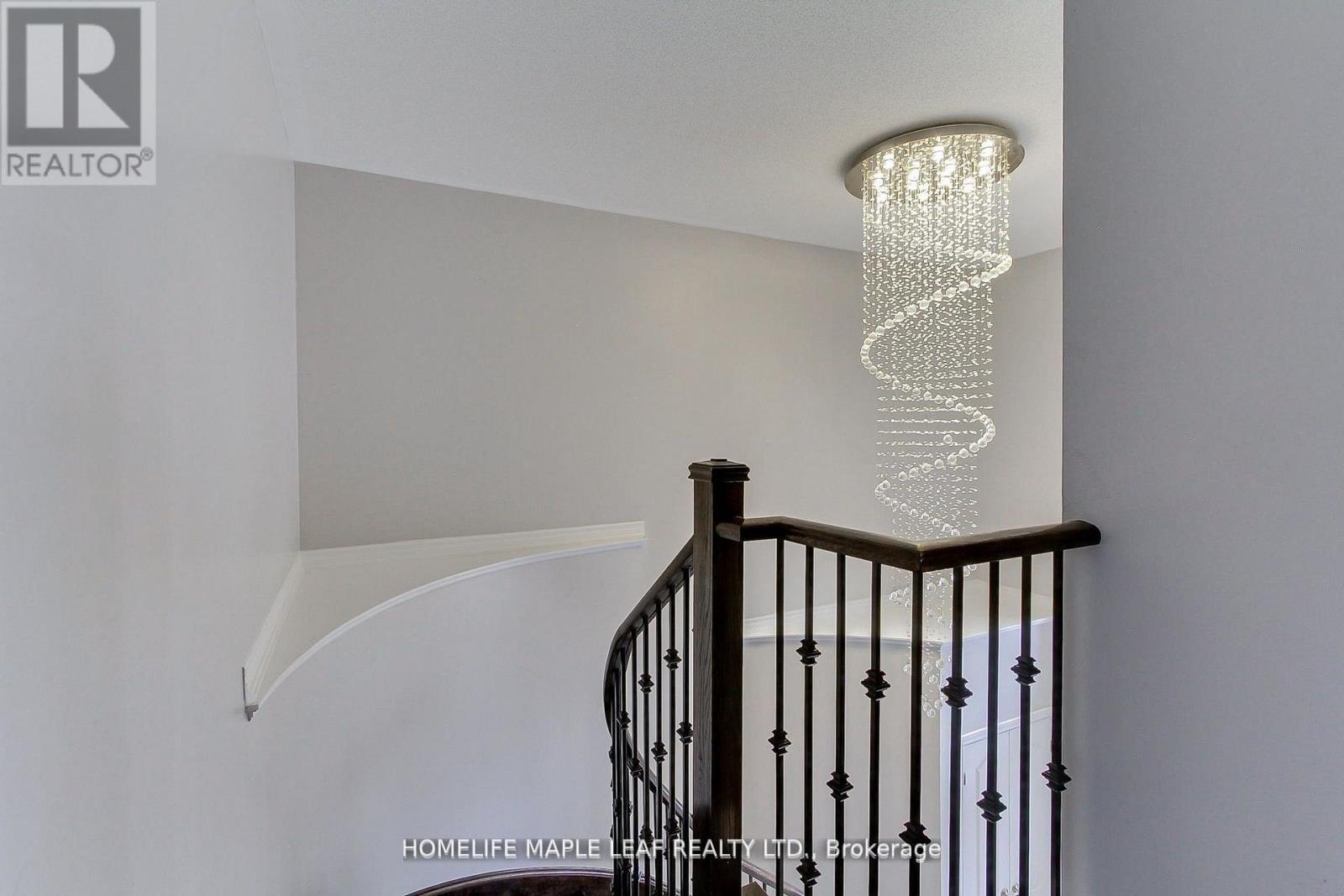 2180 Dawson Crescent, Innisfil, Ontario  L9S 0H1 - Photo 12 - N12705444