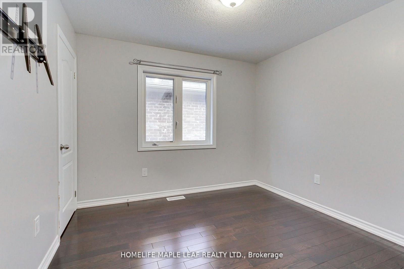 2180 Dawson Crescent, Innisfil, Ontario  L9S 0H1 - Photo 16 - N12705444