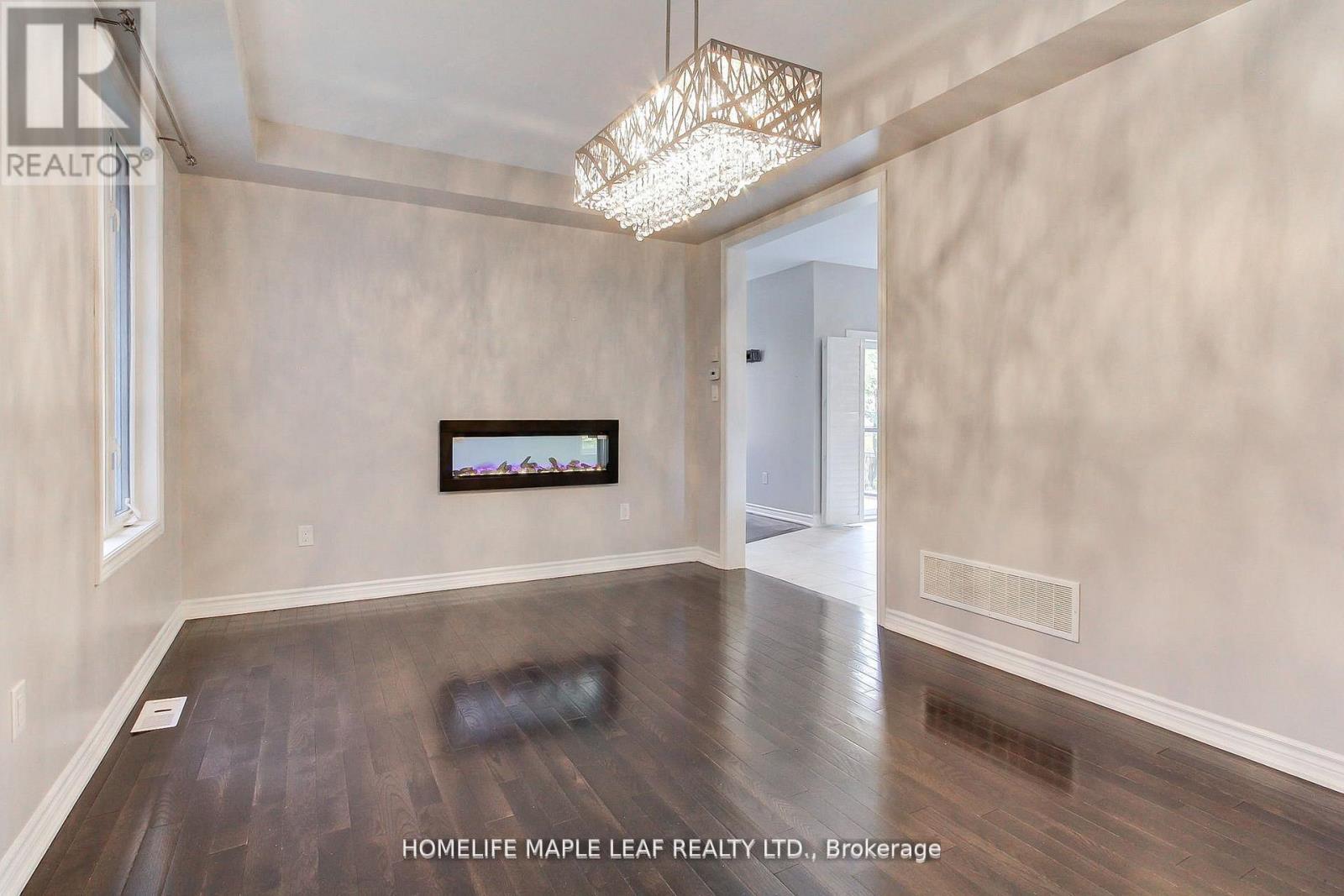 2180 Dawson Crescent, Innisfil, Ontario  L9S 0H1 - Photo 19 - N12705444