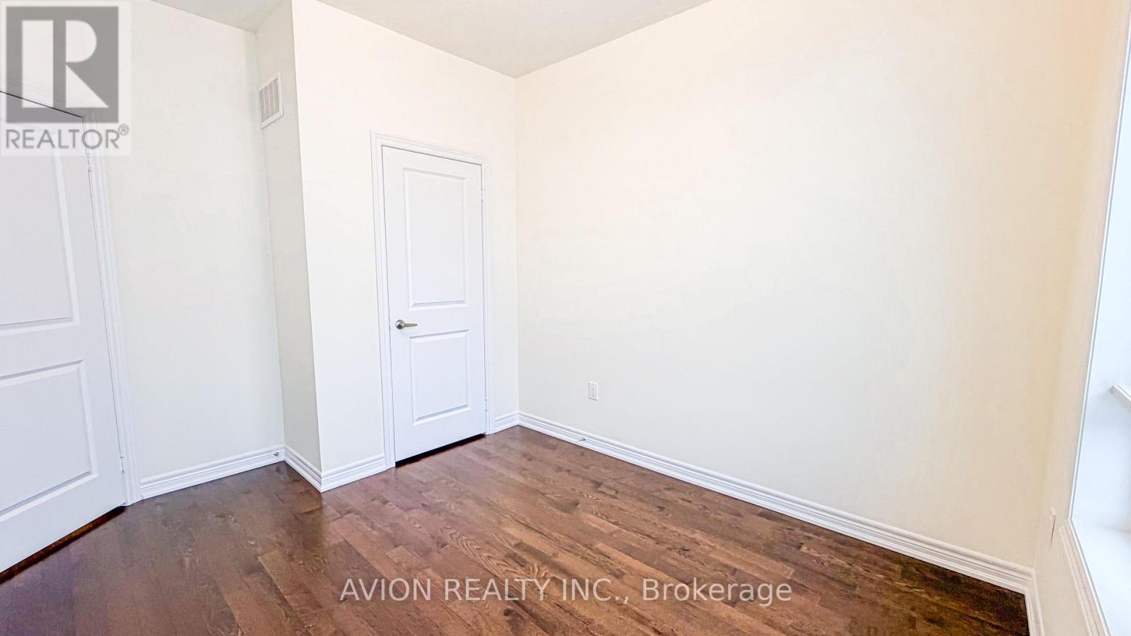 131 Vine Cliff Boulevard, Markham, Ontario  L6C 3T5 - Photo 15 - N12705460