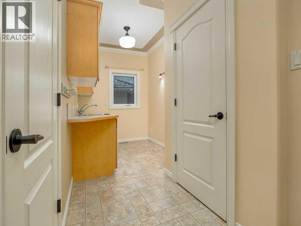 21 Fairmont Park Landing S, Lethbridge, Alberta  T1K 7L1 - Photo 33 - A2275687