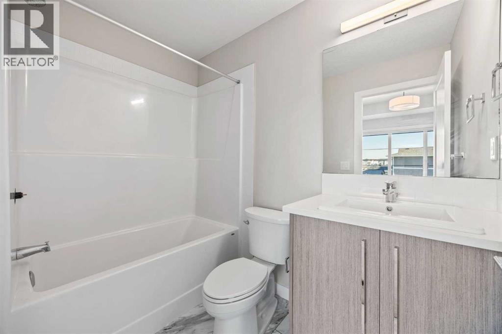204 Chelsea Manor, Chestermere, Alberta  T1X 2P5 - Photo 21 - A2278772
