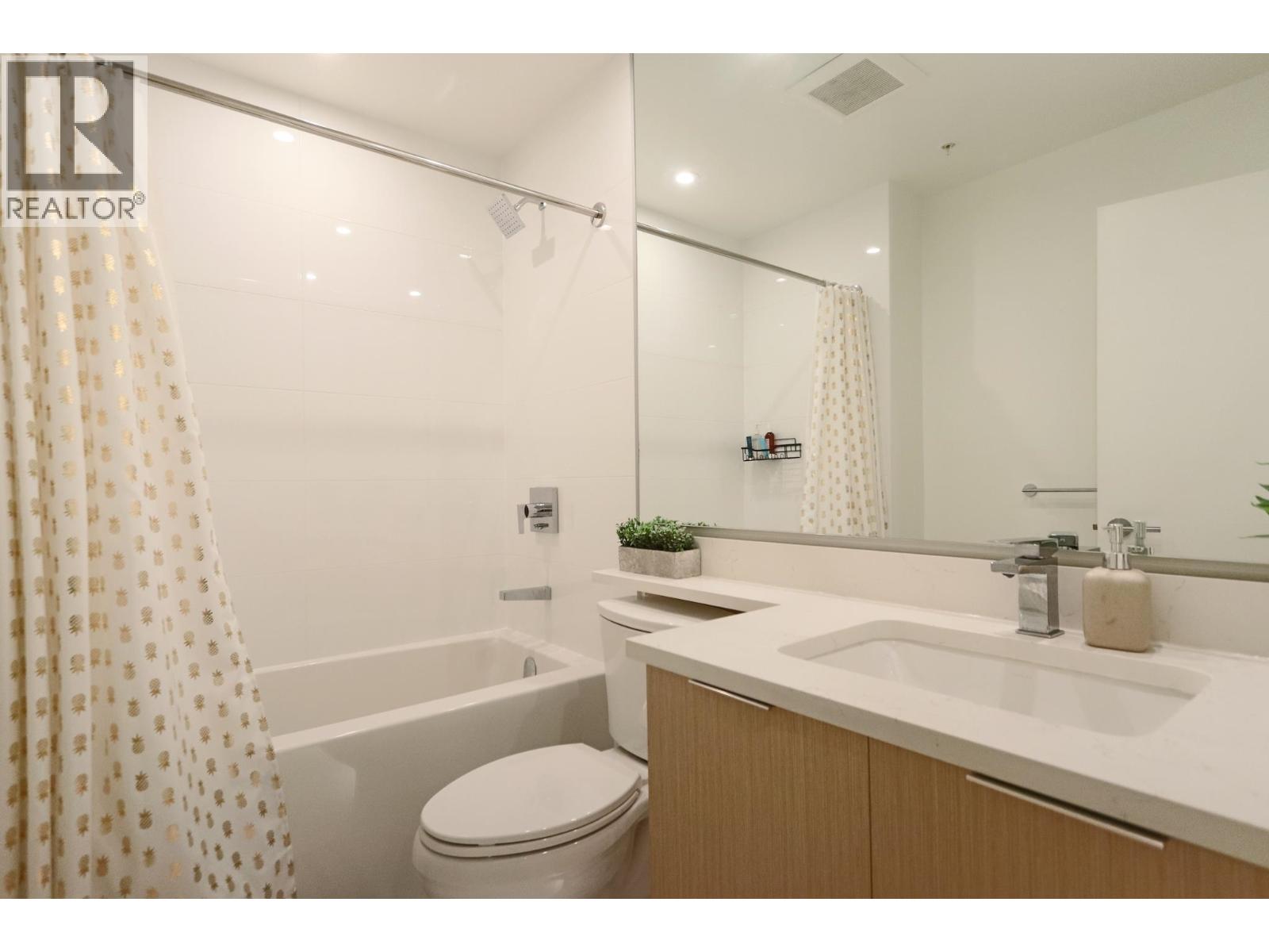 1608 699 Whiting Way, Coquitlam, British Columbia  V3J 0N7 - Photo 12 - R3079016