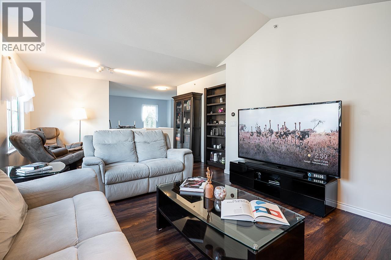 328 3000 Riverbend Drive, Coquitlam, British Columbia  V3C 6R1 - Photo 8 - R3080394