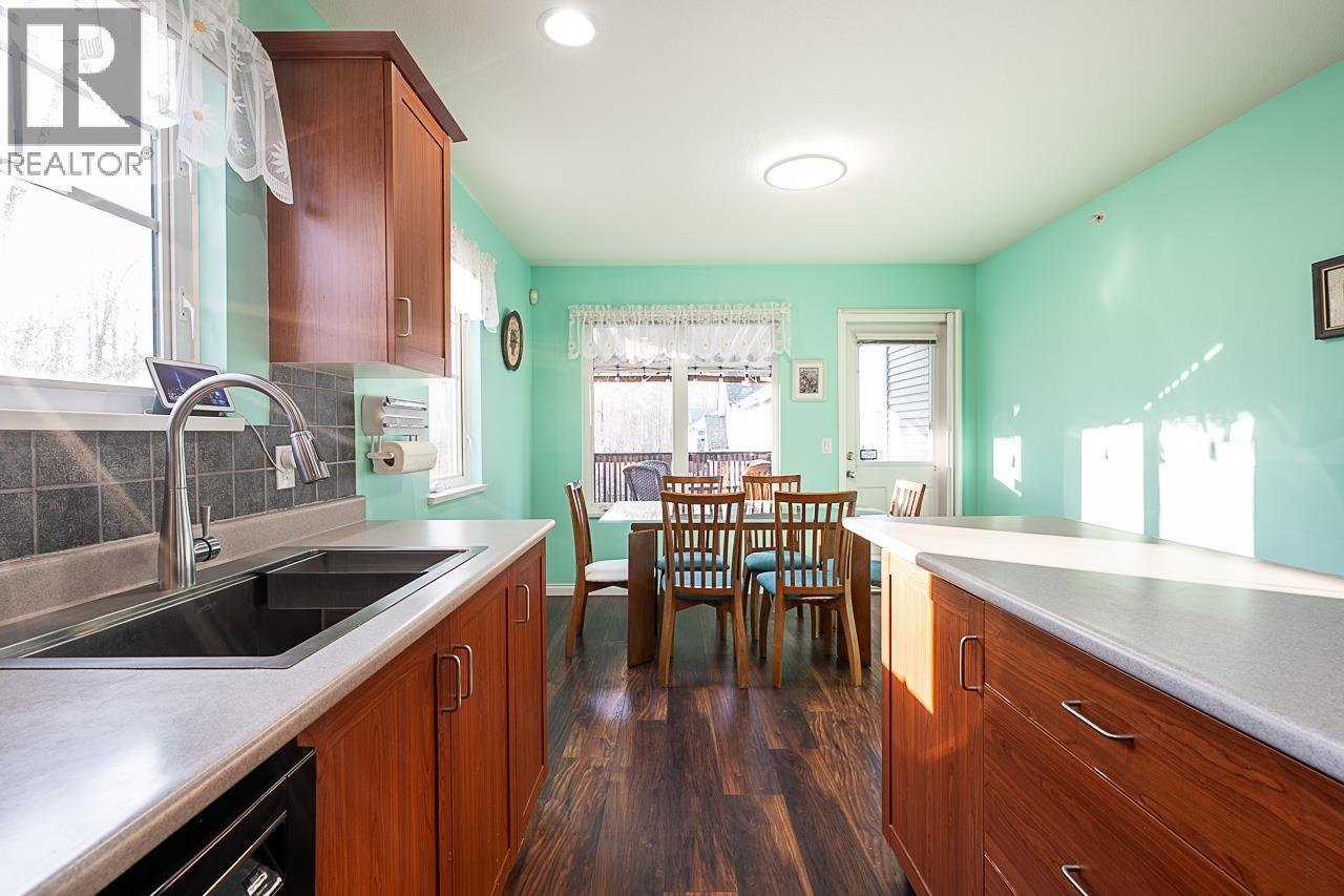 328 3000 Riverbend Drive, Coquitlam, British Columbia  V3C 6R1 - Photo 5 - R3080394