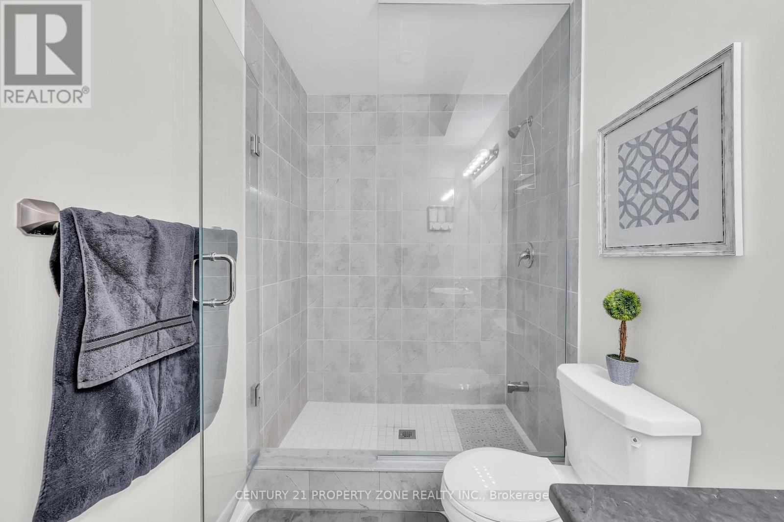 Bsmt - 12 Trellanock Road, Brampton, Ontario  L6Y 0E4 - Photo 13 - W12705442