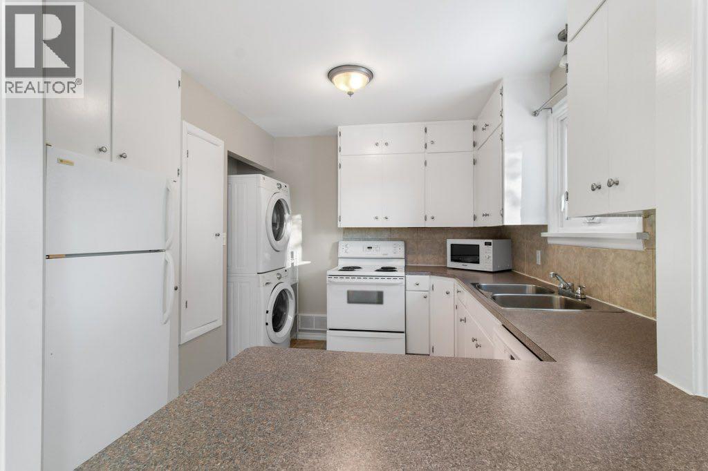 3738 46 Street, Red Deer, Alberta  T4N 1L6 - Photo 11 - A2278168