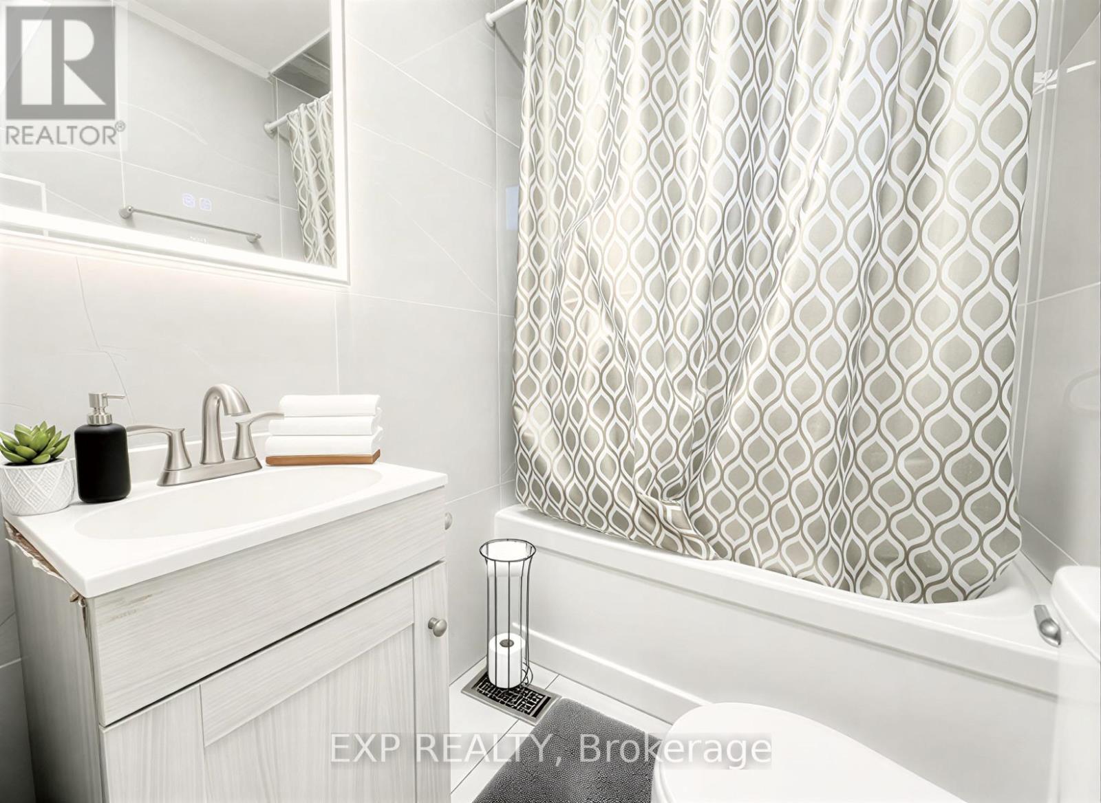 Main And Second - 5 Gooderham Drive E, Toronto, Ontario  M1R 3G4 - Photo 16 - E12701884