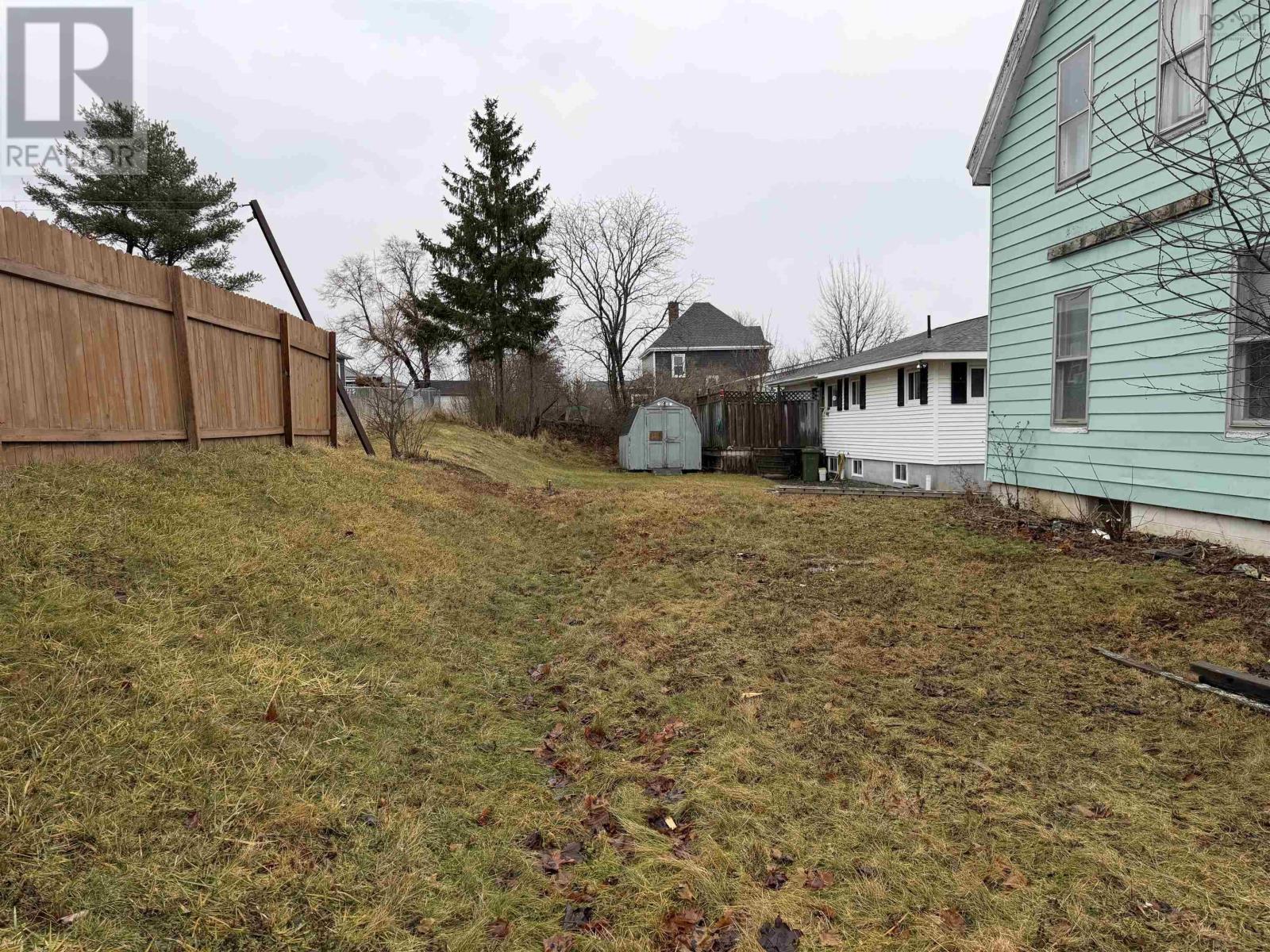 32 Emmanuel Street, Stellarton, Nova Scotia  B0K 1S0 - Photo 19 - 202601018