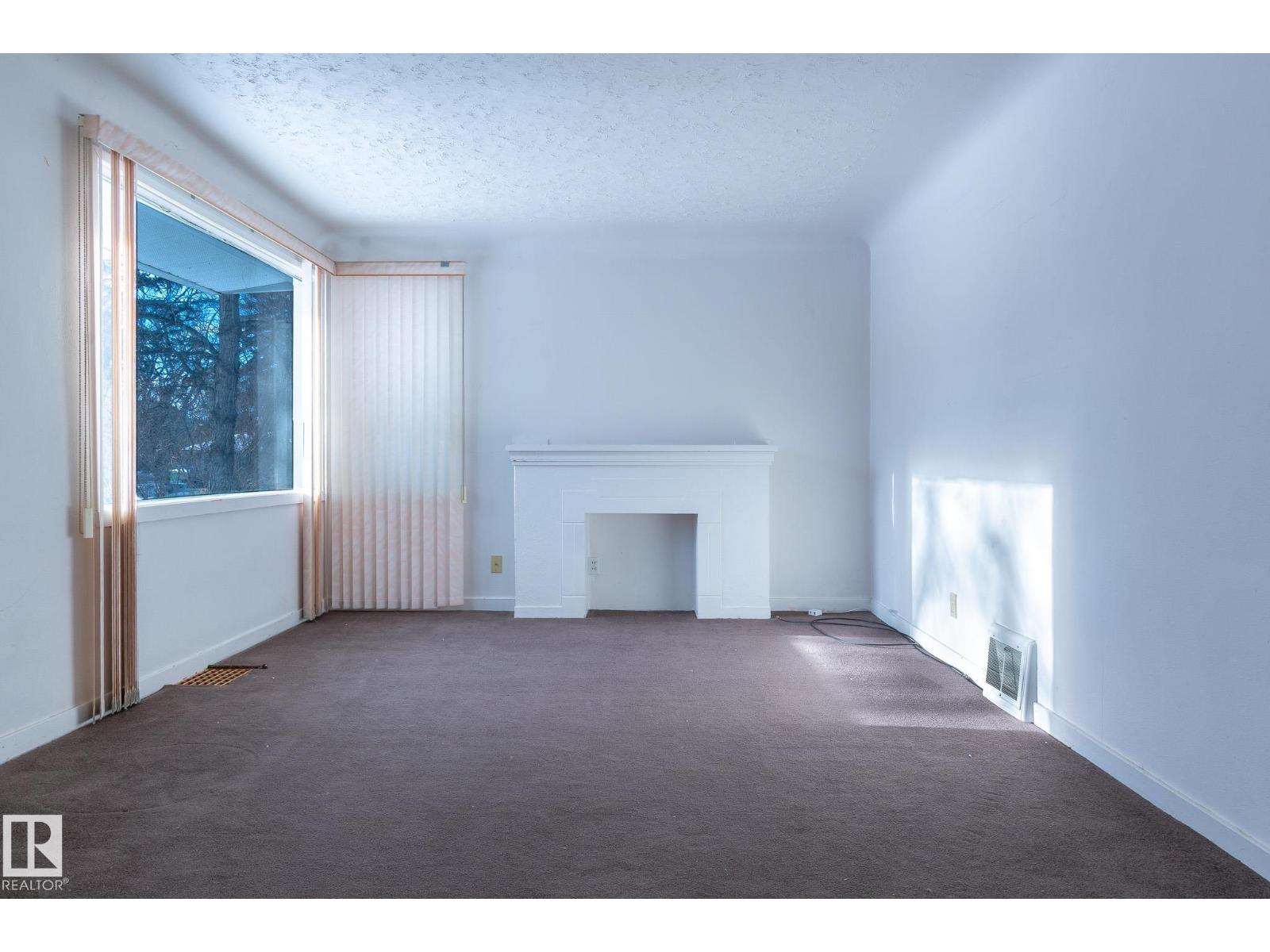 11234 71 Av Nw Nw, Edmonton, Alberta  T6G 0A6 - Photo 3 - E4469806