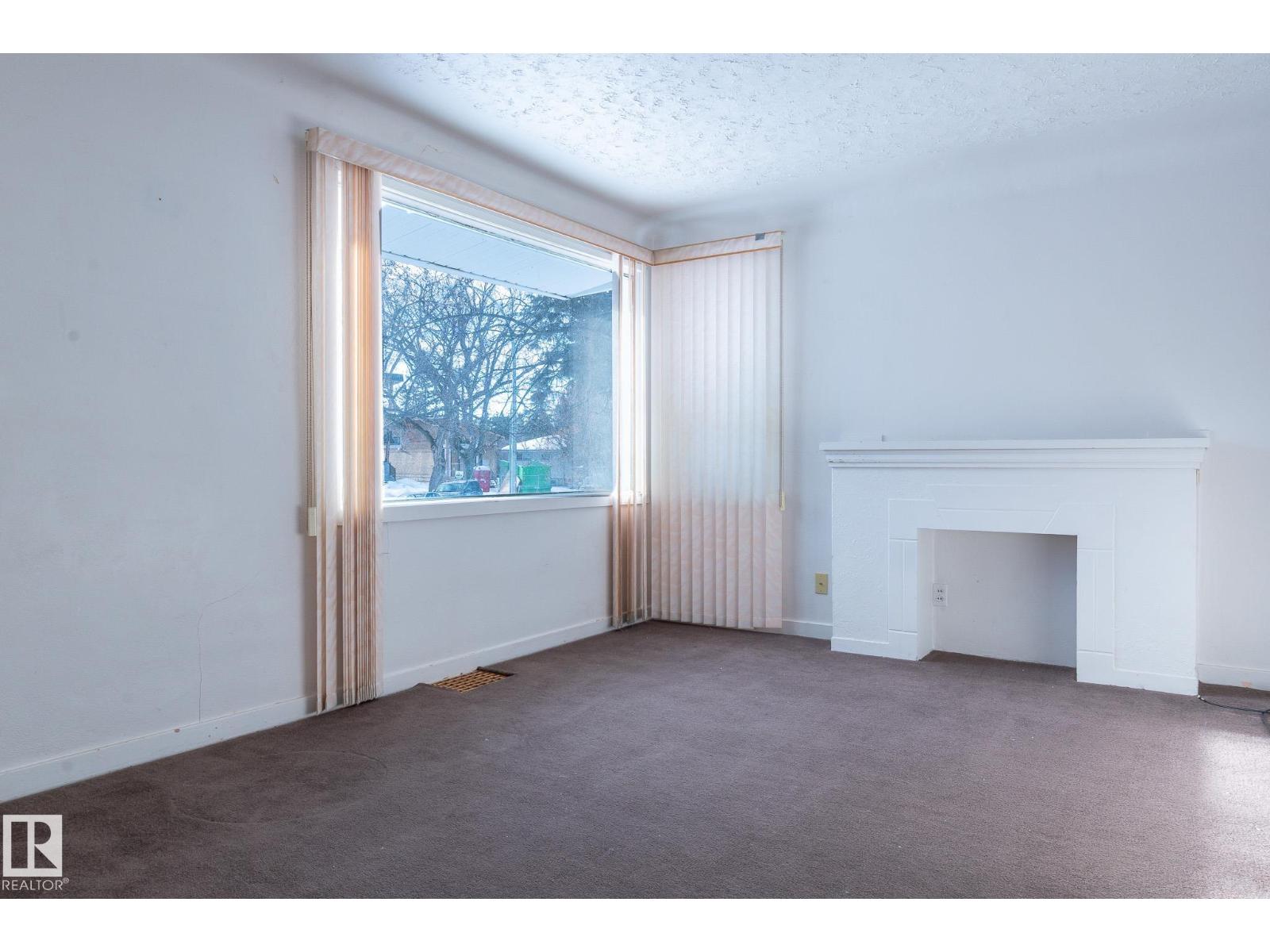 11234 71 Av Nw Nw, Edmonton, Alberta  T6G 0A6 - Photo 2 - E4469806