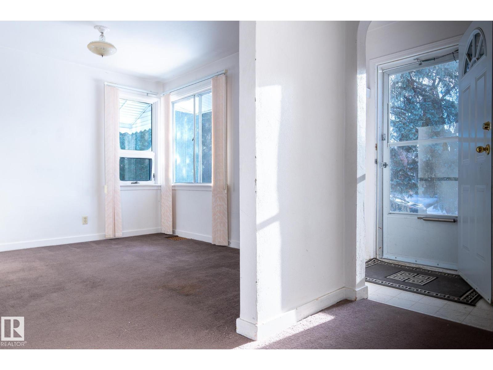 11234 71 Av Nw Nw, Edmonton, Alberta  T6G 0A6 - Photo 5 - E4469806