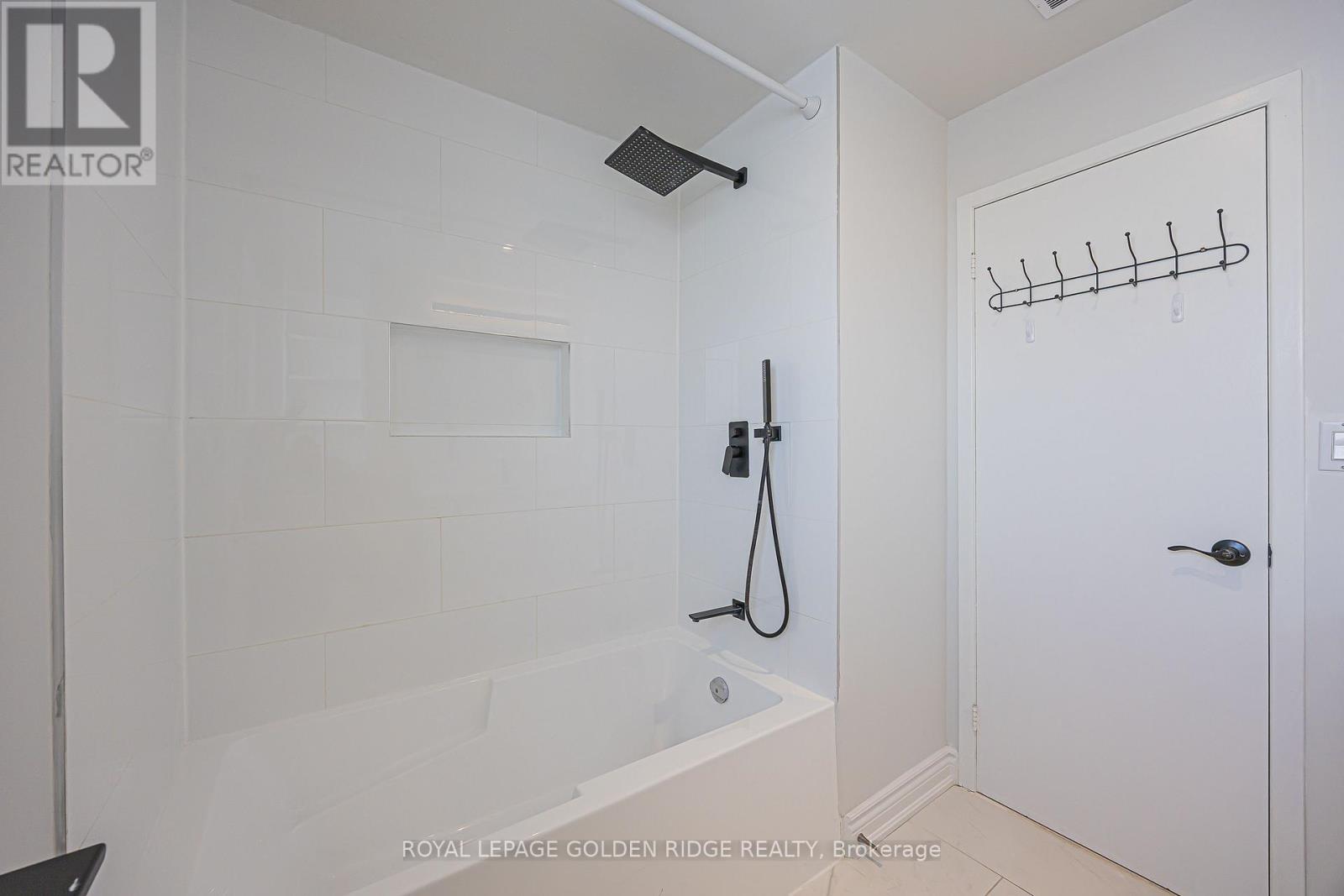 18 Deerpath Road, Toronto, Ontario  M3A 1R5 - Photo 26 - C12705518