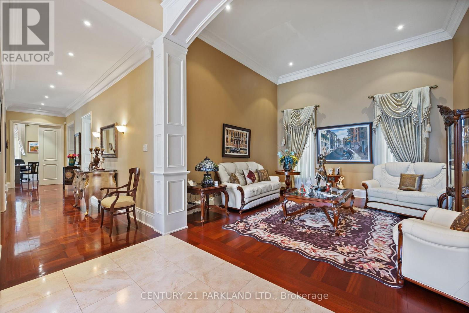 16 Boyle Drive, Richmond Hill, Ontario  L4C 6C9 - Photo 6 - N12705486