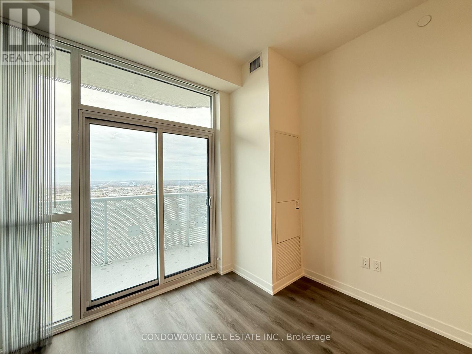 5811 - 225 Commerce Street, Vaughan, Ontario  L4K 0R1 - Photo 8 - N12705492