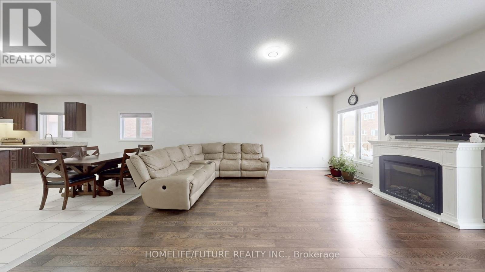 15 Mccaskell Street, Brock (Beaverton), Ontario  L0K 1A0 - Photo 5 - N12705530