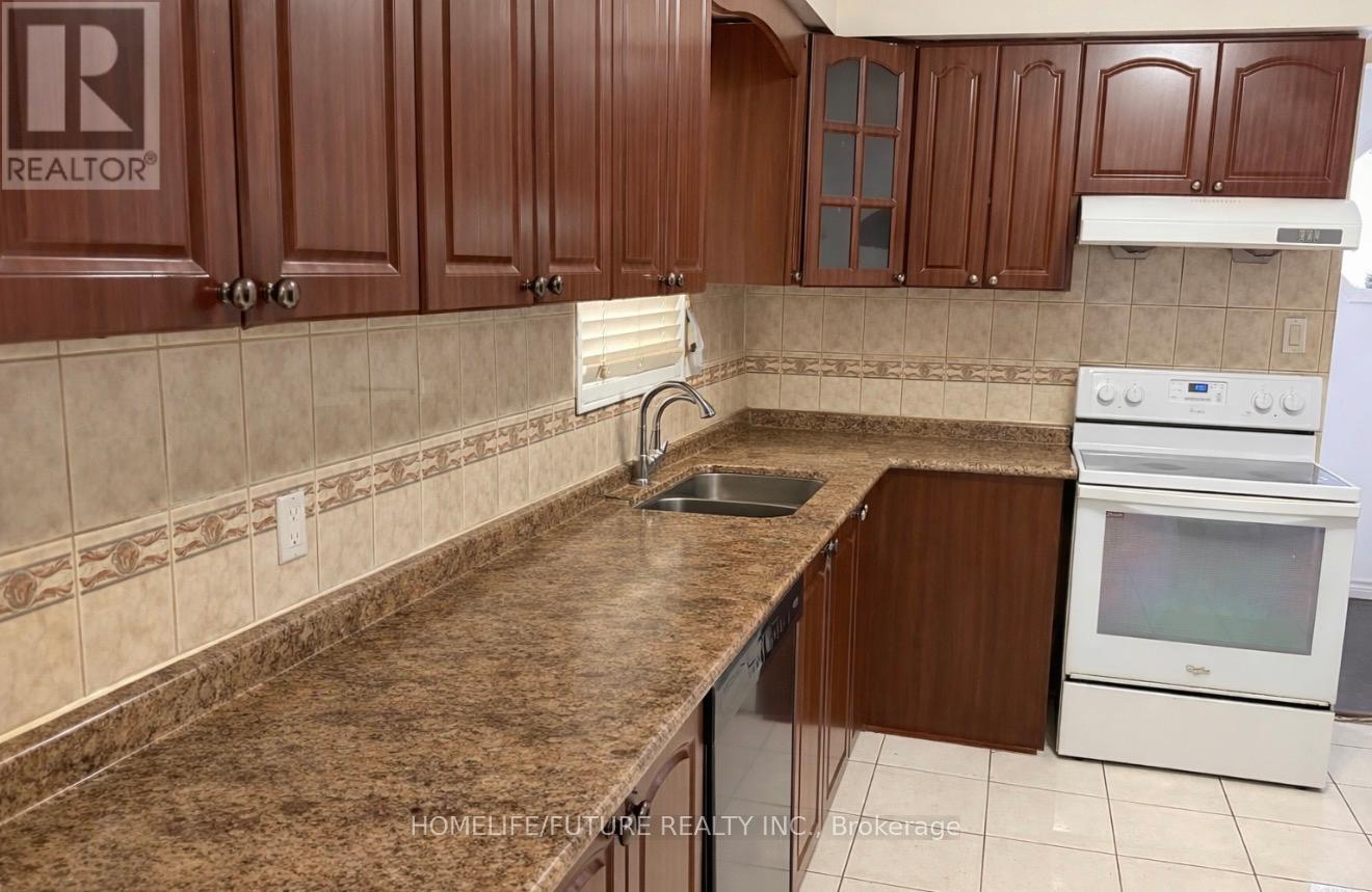 Main & Lower - 145 Bruce Beer Drive, Brampton, Ontario  L6V 3J2 - Photo 10 - W12705510