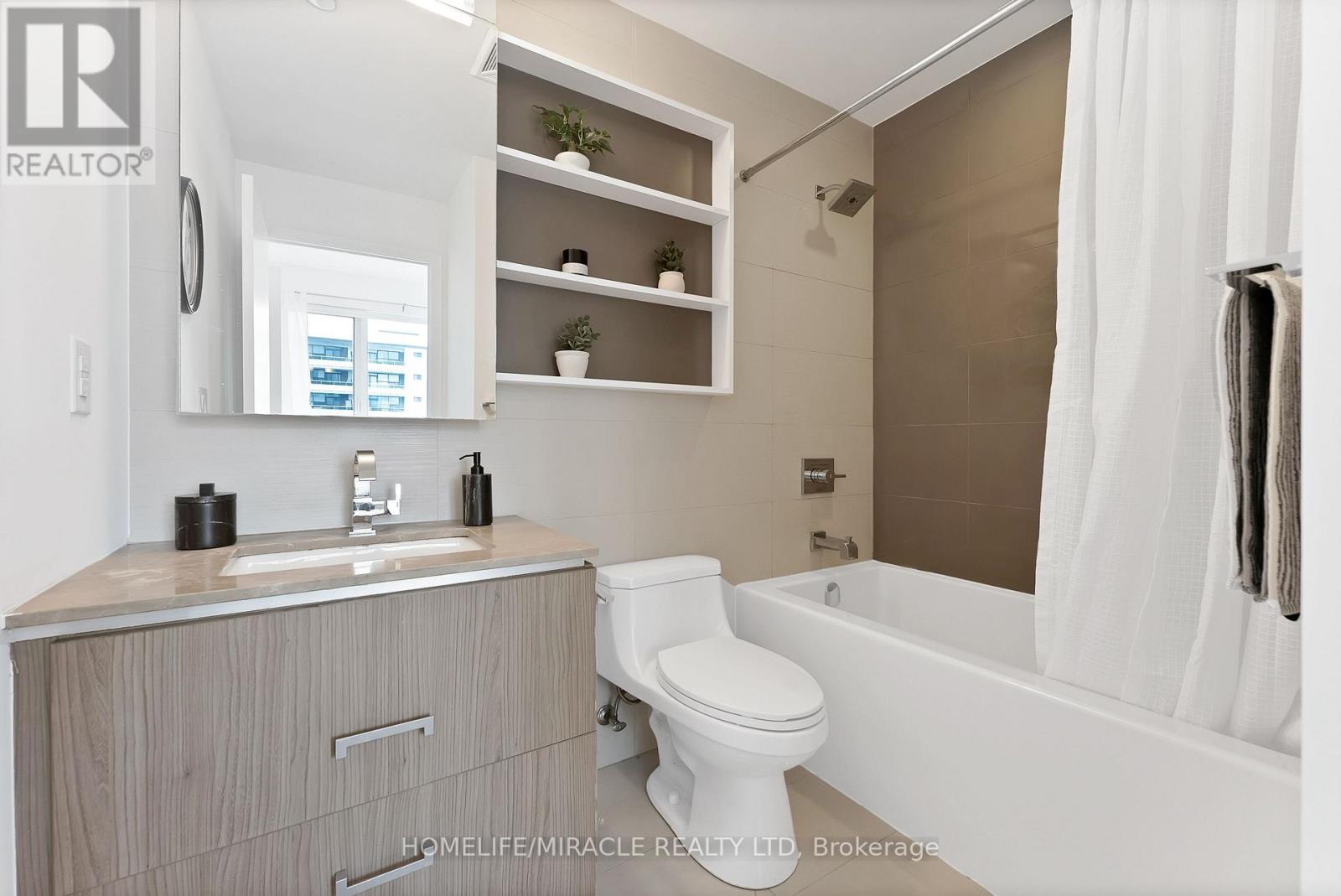 1218 - 1830 Bloor Street, Toronto, Ontario  M6P 3K8 - Photo 15 - W12702826