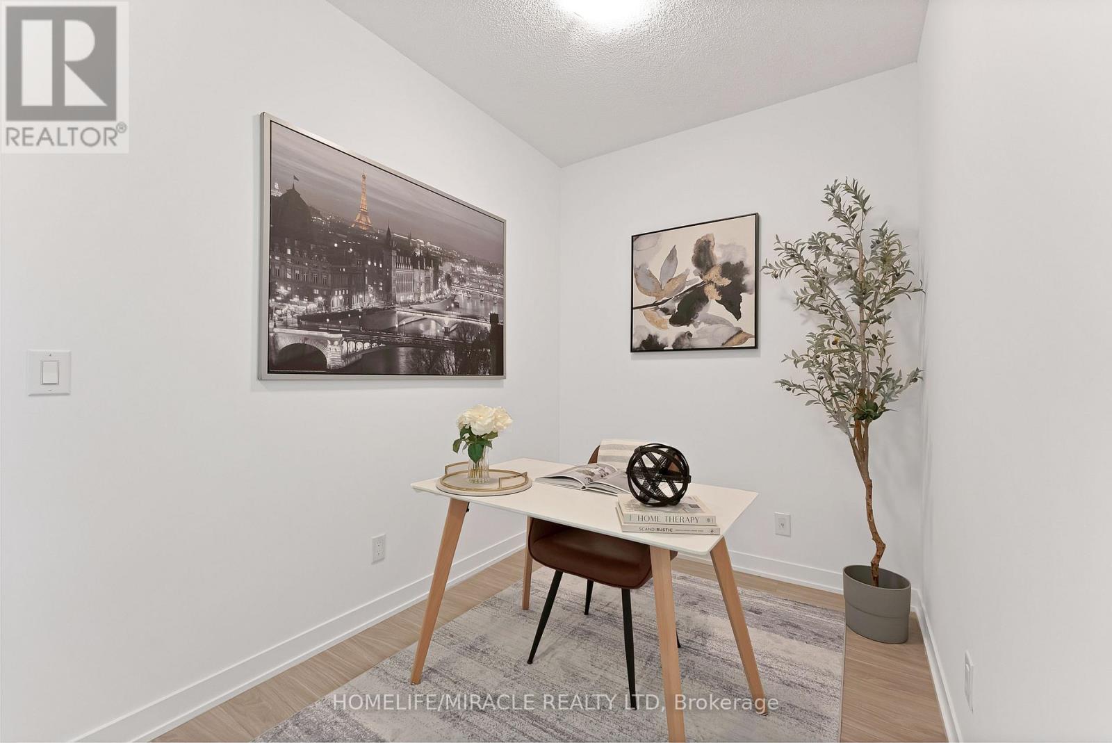 1218 - 1830 Bloor Street, Toronto, Ontario  M6P 3K8 - Photo 3 - W12702826