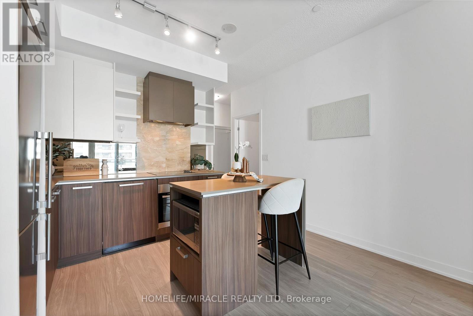 1218 - 1830 Bloor Street, Toronto, Ontario  M6P 3K8 - Photo 8 - W12702826