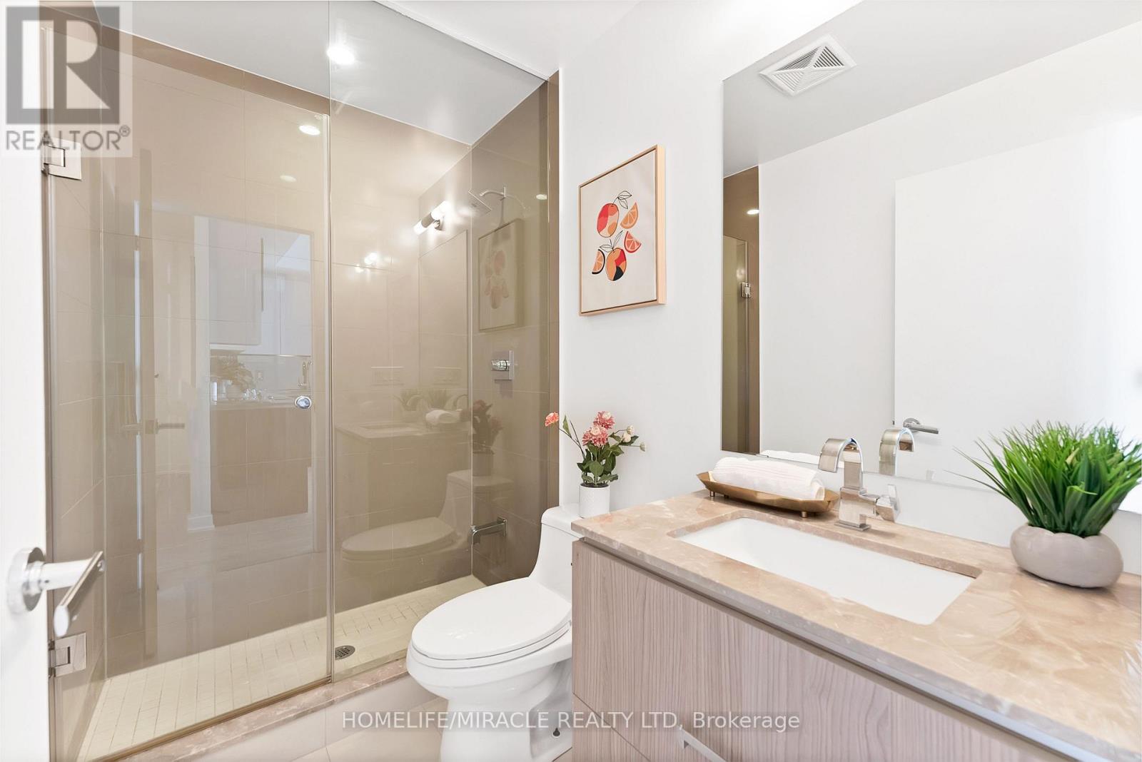 1218 - 1830 Bloor Street, Toronto, Ontario  M6P 3K8 - Photo 5 - W12702826