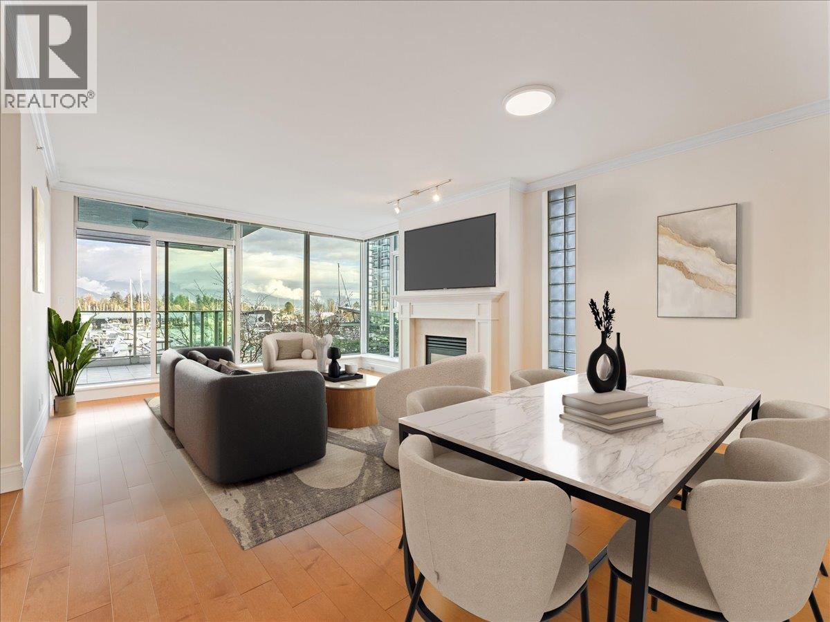 205 1717 Bayshore Drive, Vancouver, British Columbia  V6G 3H3 - Photo 9 - R3065768