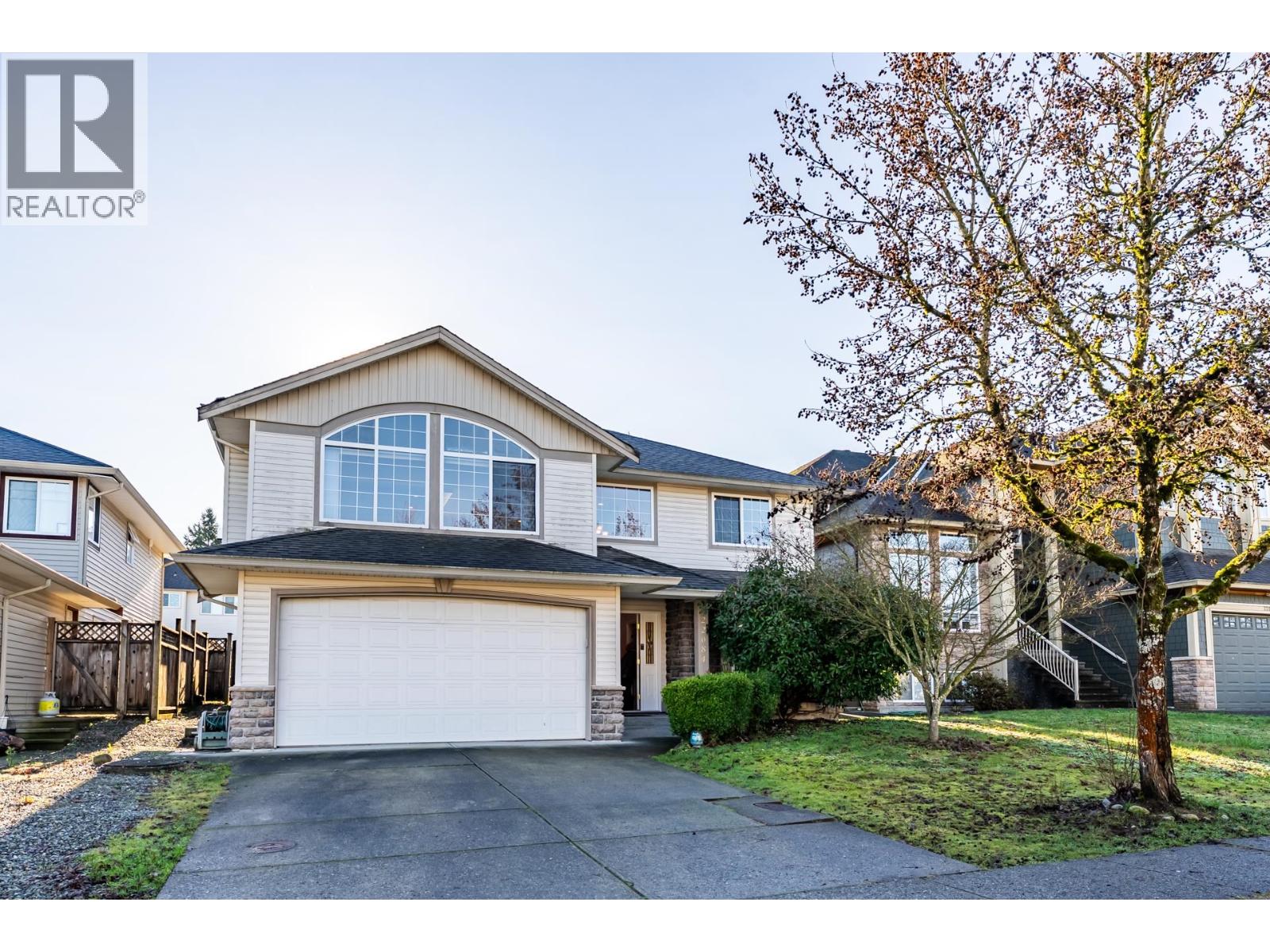 22084 ISAAC CRESCENT, Maple Ridge, British Columbia