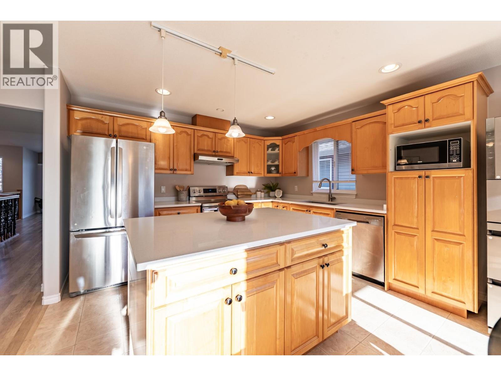 22084 Isaac Crescent, Maple Ridge, British Columbia  V2X 0W1 - Photo 10 - R3080256