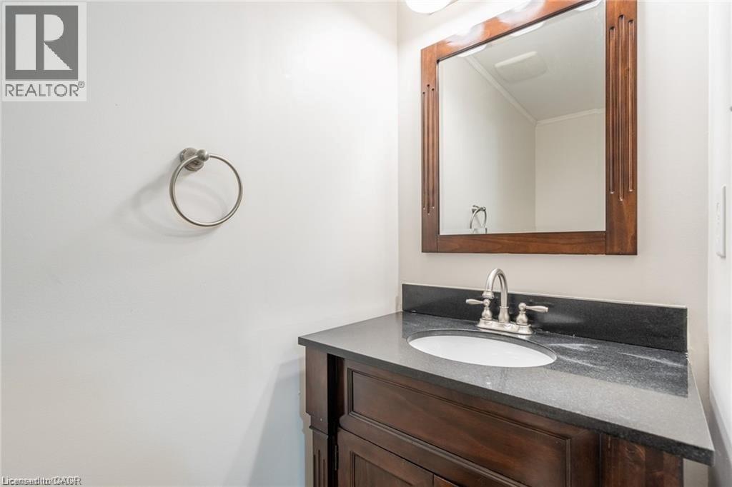 7 Southside Place Unit# 65, Hamilton, Ontario  L9C 7W6 - Photo 9 - 40799270