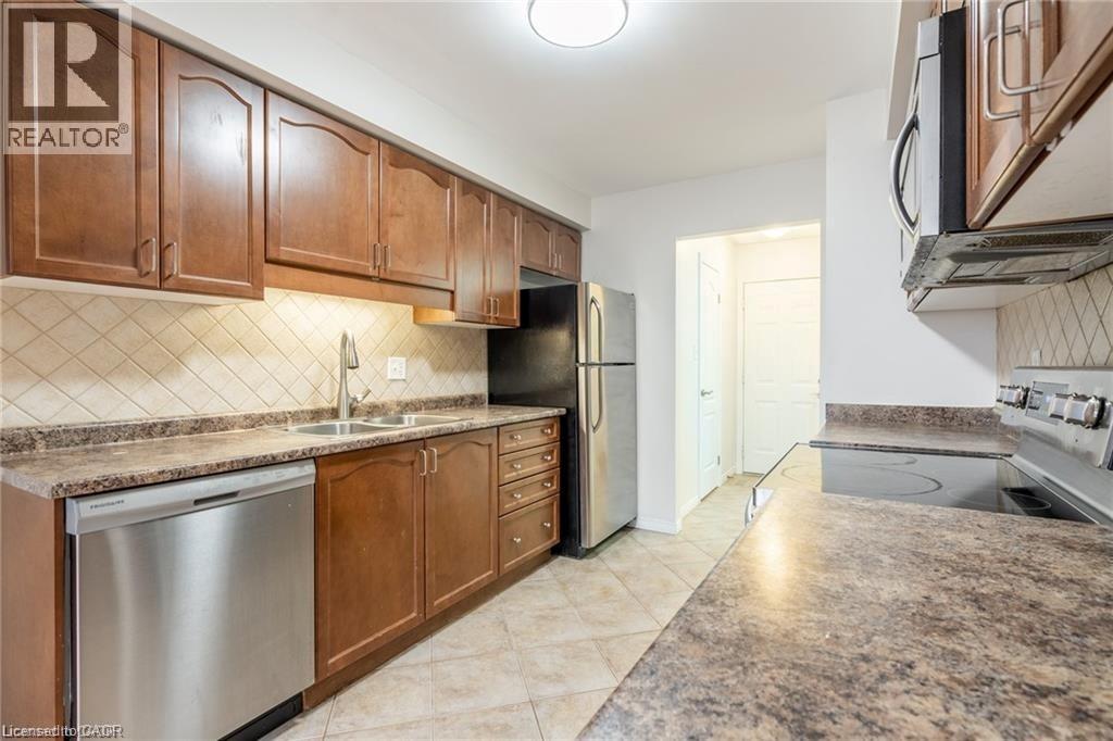 7 Southside Place Unit# 65, Hamilton, Ontario  L9C 7W6 - Photo 12 - 40799270