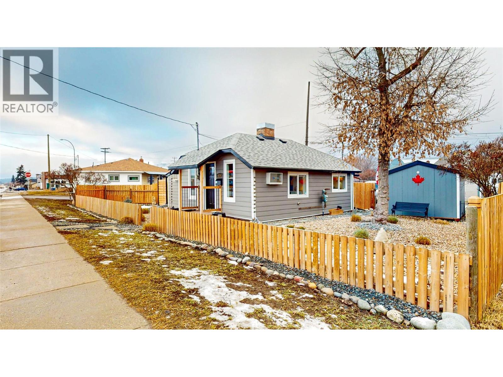 310 Kootenay Street N, Cranbrook, British Columbia V1C 3T7 - Photo 1 - 10372807