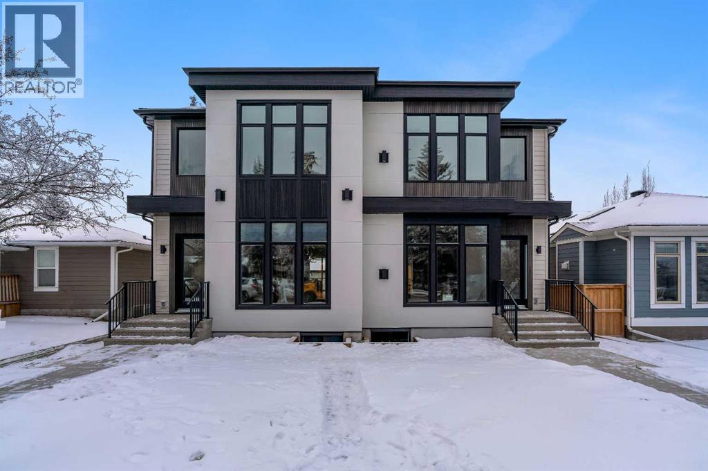 8633 48 Avenue NW, Calgary, Alberta