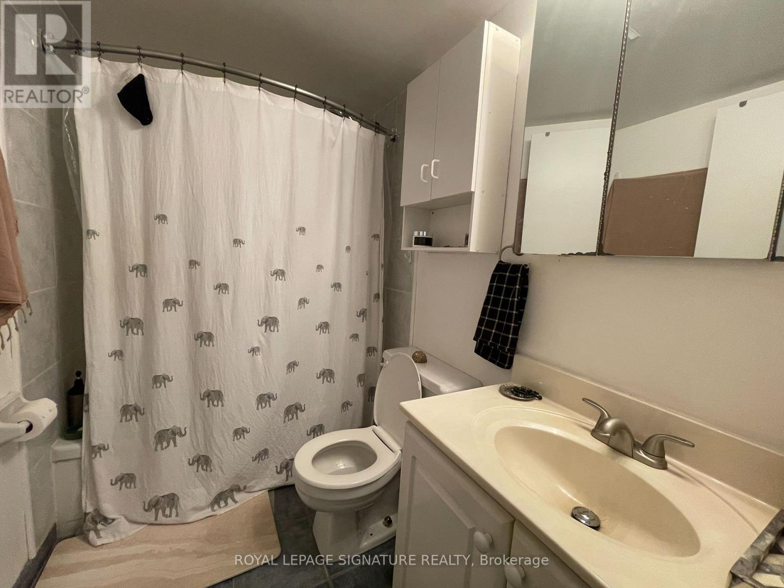 604 - 260 Queens Quay W, Toronto, Ontario  M5J 2N3 - Photo 21 - C12705552