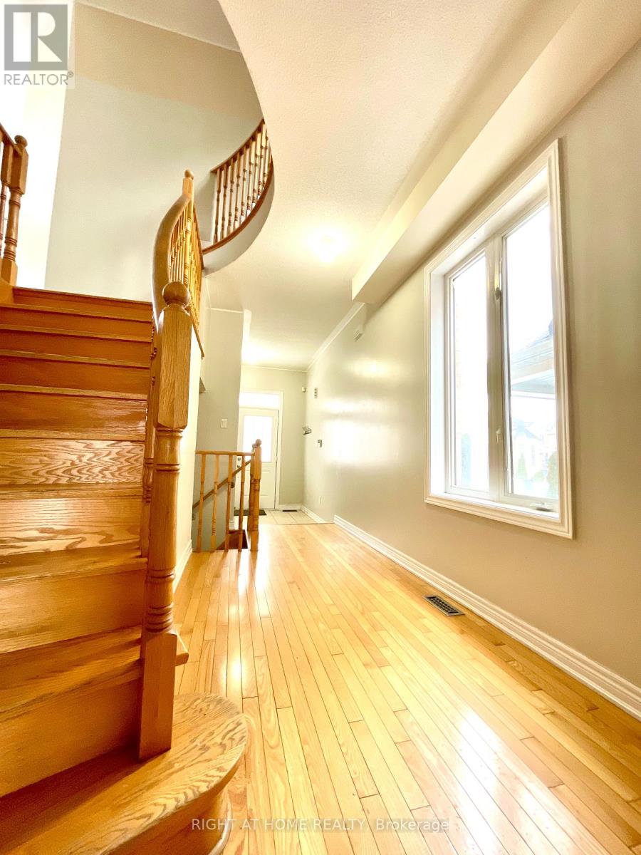 A - 10 Vanderbrink Drive, Brampton, Ontario  L6R 0E5 - Photo 17 - W12529558