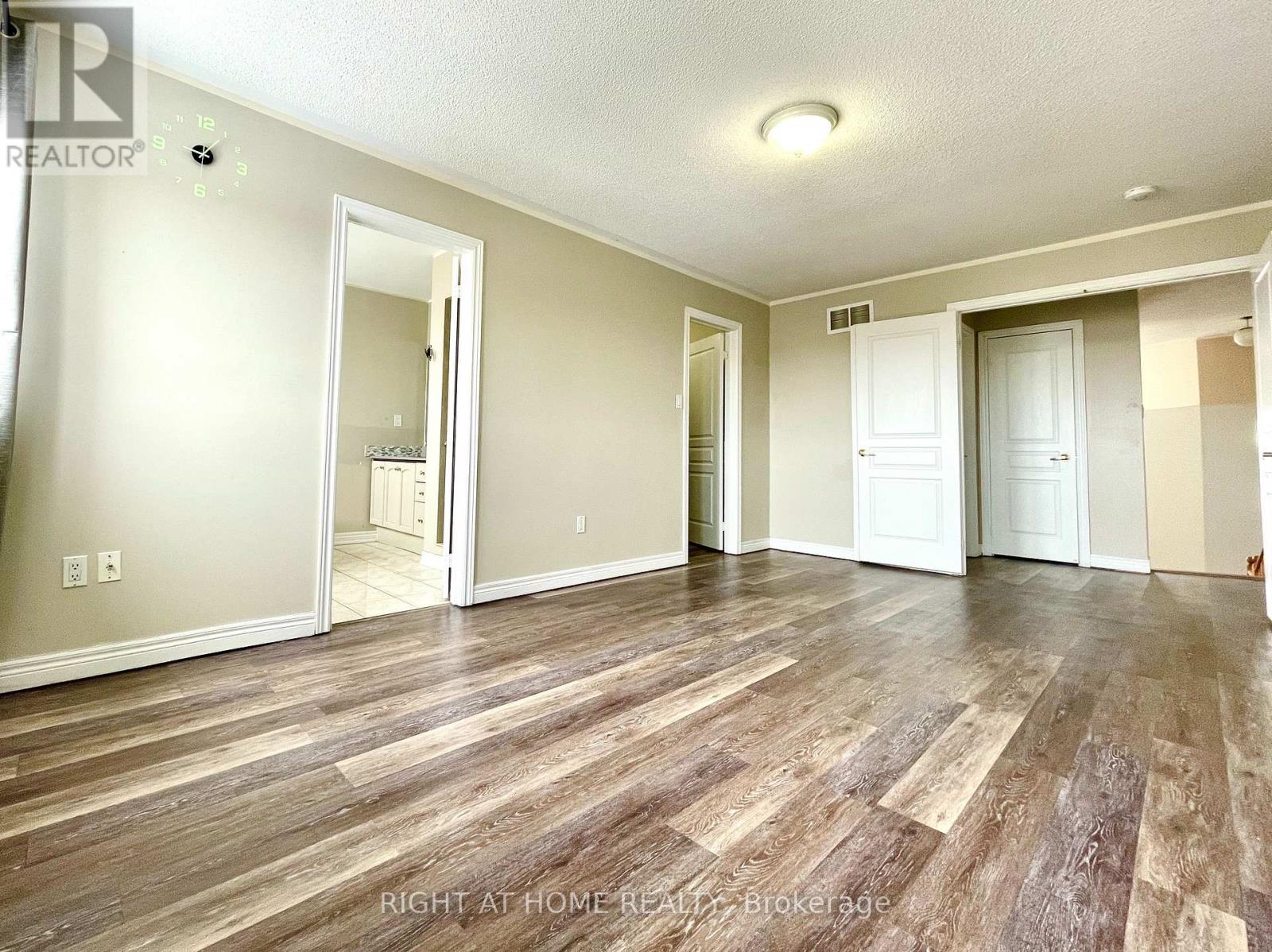 A - 10 Vanderbrink Drive, Brampton, Ontario  L6R 0E5 - Photo 24 - W12529558