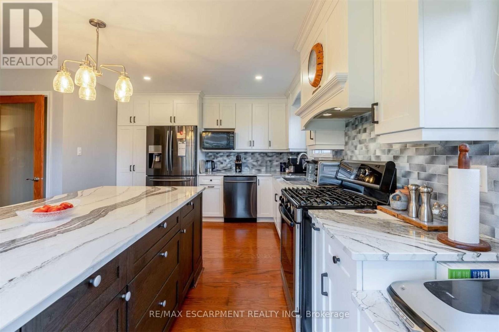 183 Main Street S, Brant, Ontario  N0E 1N0 - Photo 25 - X12697322