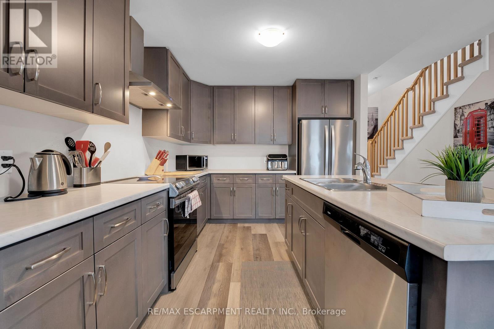 24 - 27 Rachel Drive, Hamilton, Ontario  L8E 0K6 - Photo 11 - X12705564