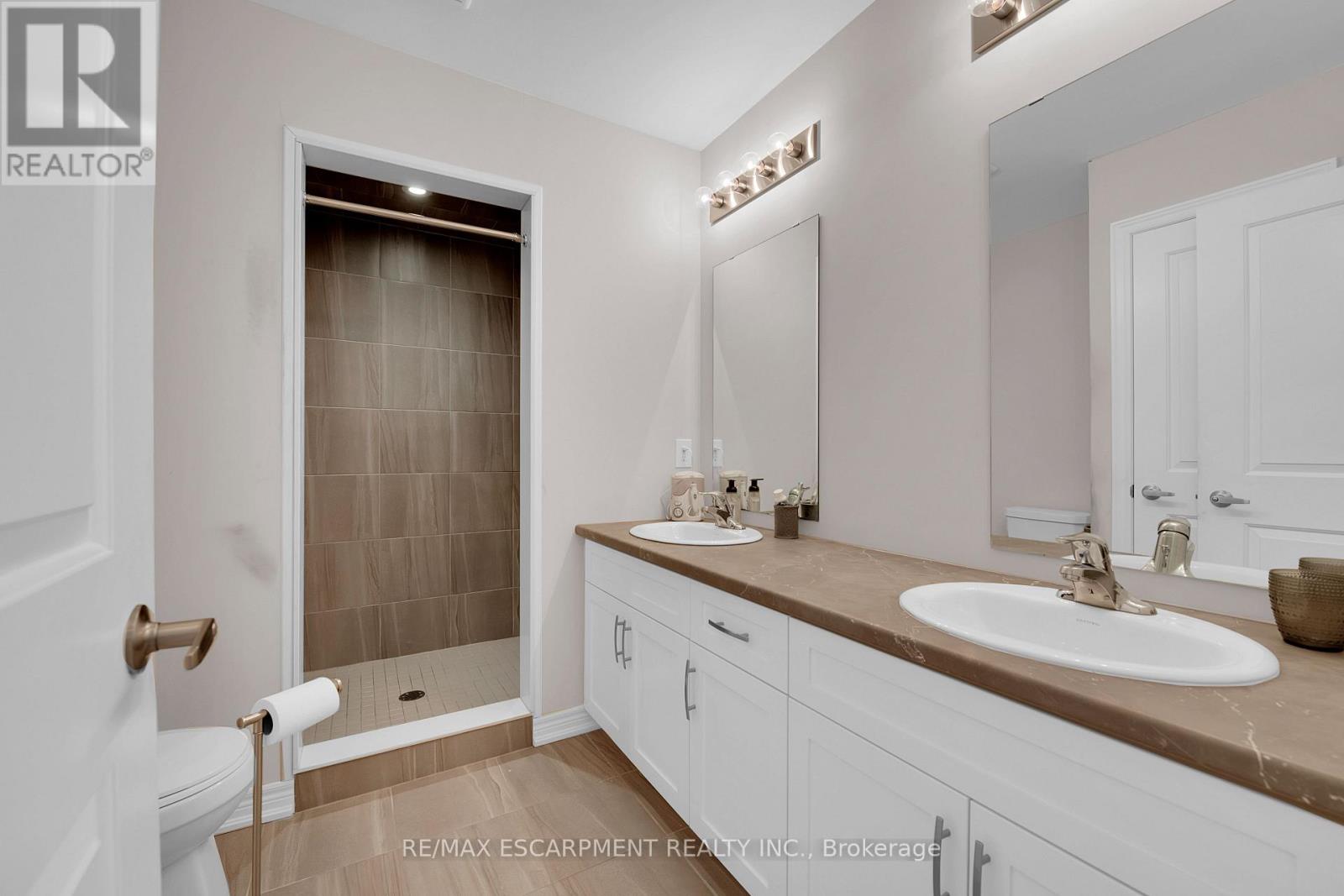 24 - 27 Rachel Drive, Hamilton, Ontario  L8E 0K6 - Photo 26 - X12705564