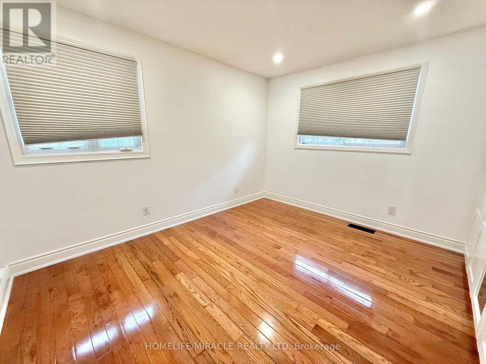 1403 - 60 Charles Street W, Kitchener, Ontario  N2G 0C9 - Photo 11 - X12705566