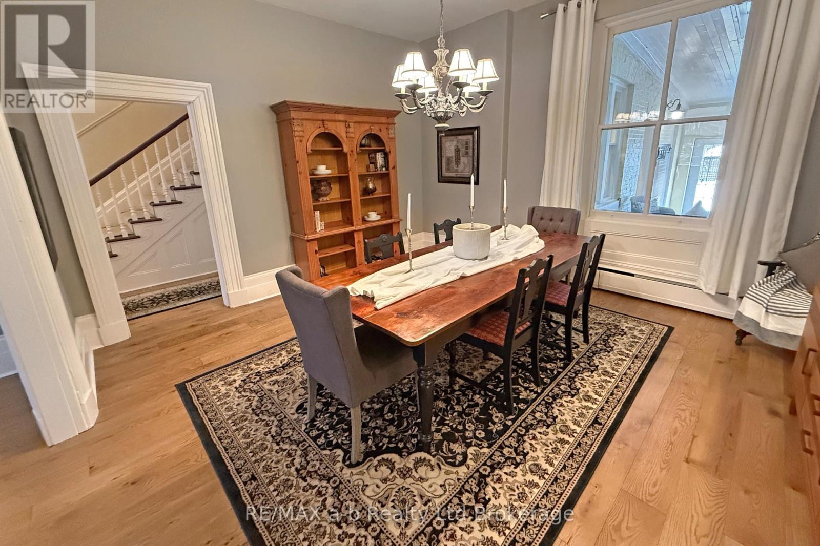 63 Vansittart Avenue, Woodstock, Ontario  N4S 6E3 - Photo 17 - X12705604