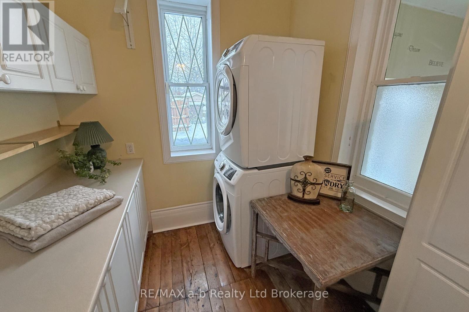 63 Vansittart Avenue, Woodstock, Ontario  N4S 6E3 - Photo 25 - X12705604