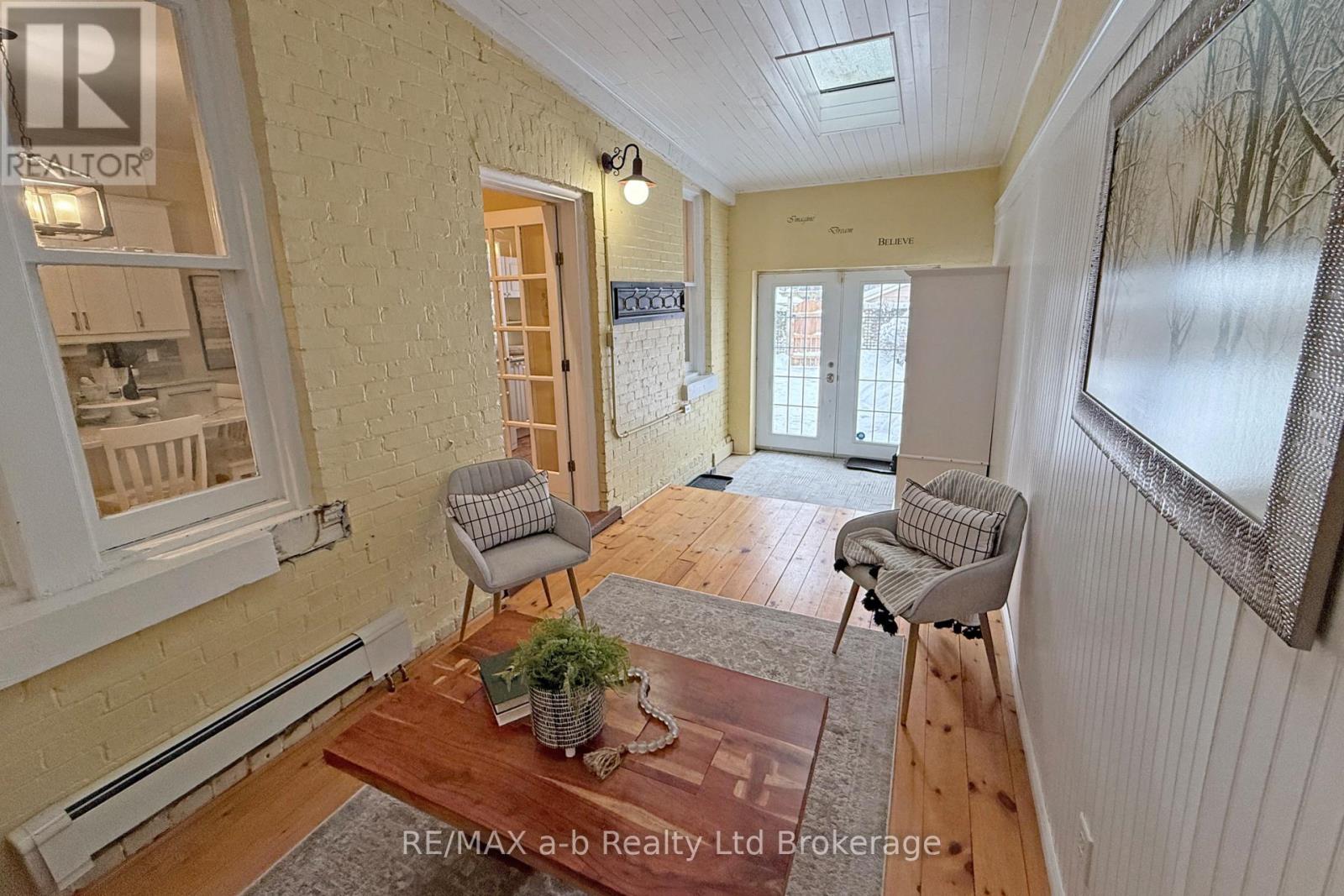 63 Vansittart Avenue, Woodstock, Ontario  N4S 6E3 - Photo 27 - X12705604