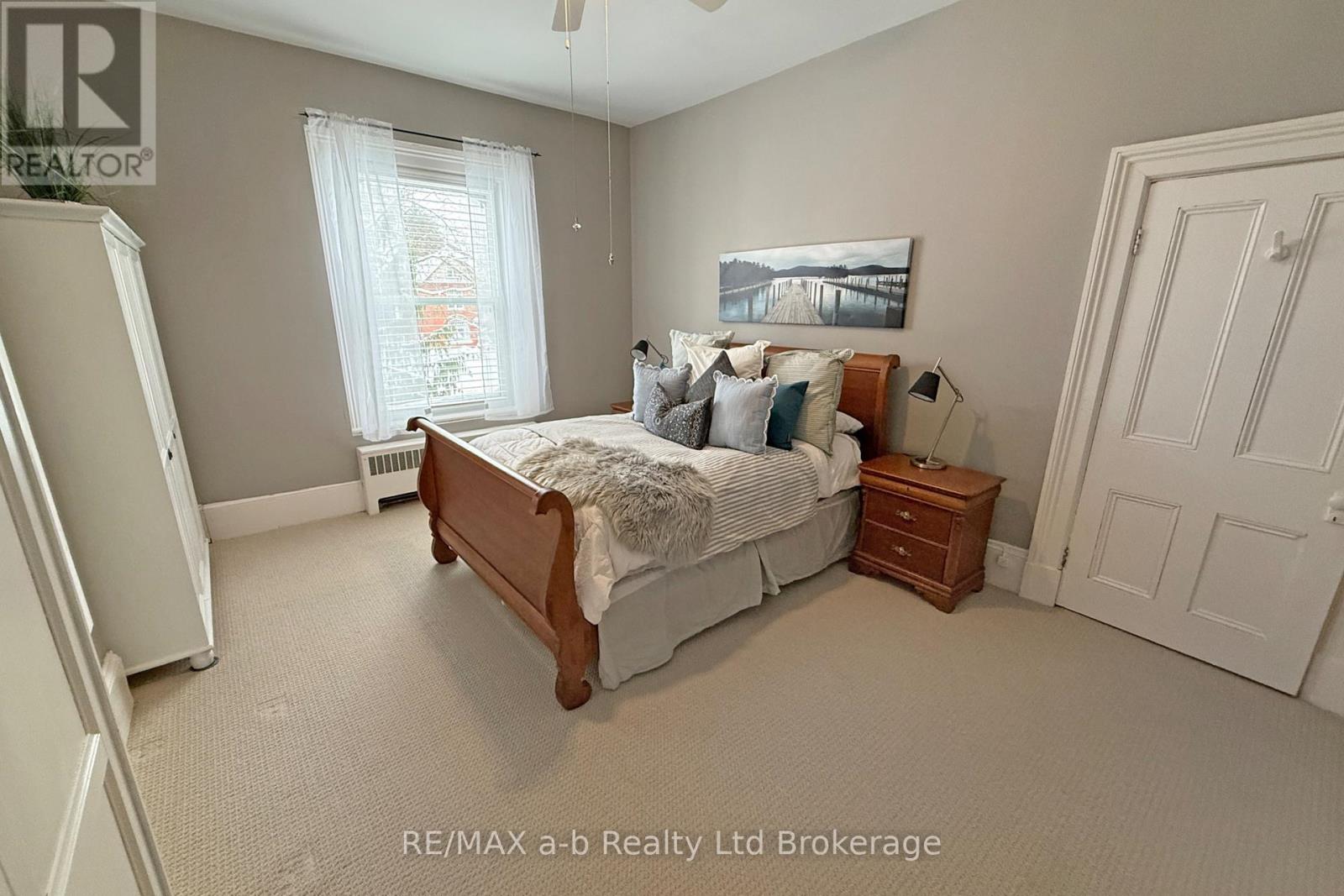 63 Vansittart Avenue, Woodstock, Ontario  N4S 6E3 - Photo 30 - X12705604