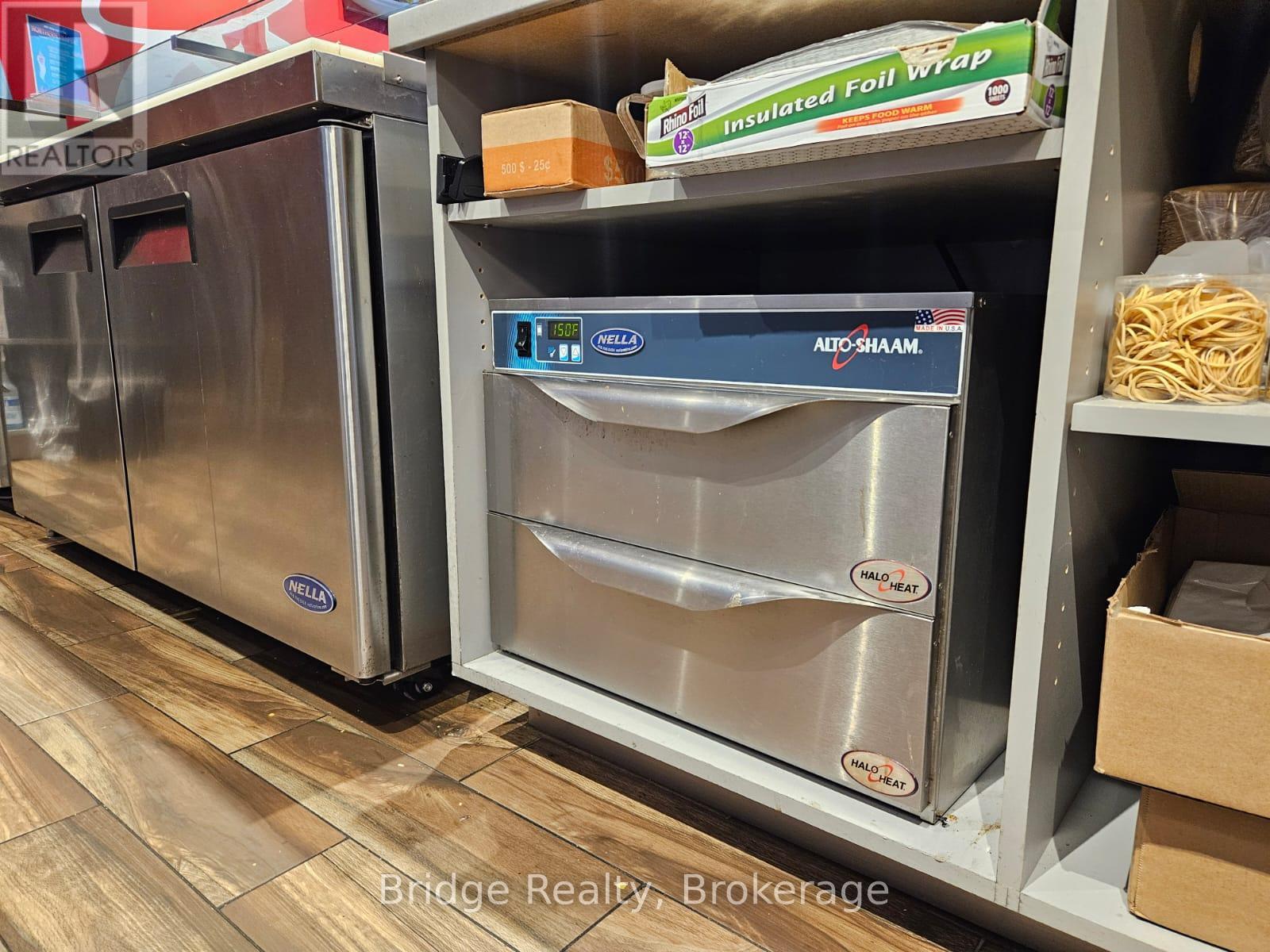 135 King Street, Norfolk, Ontario  N4B 1X9 - Photo 12 - X12705606