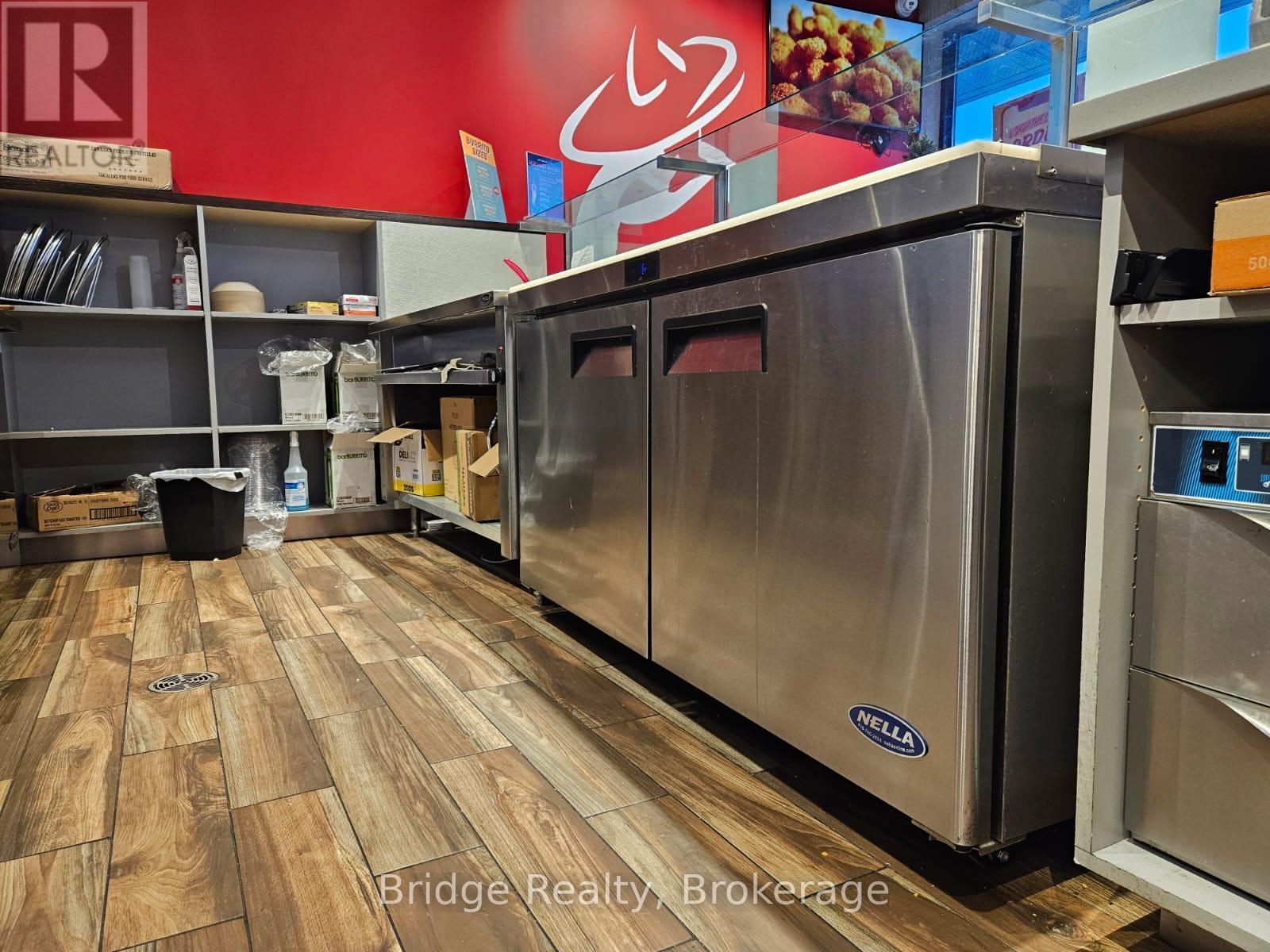 135 King Street, Norfolk, Ontario  N4B 1X9 - Photo 9 - X12705606