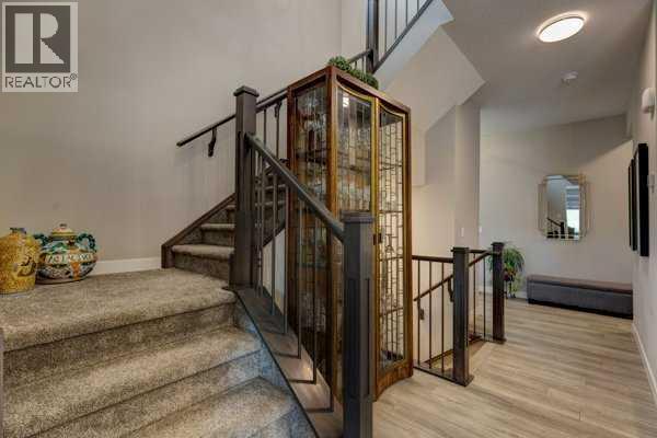 144 Cranbrook Gardens W, Calgary, Alberta  T3M 3K6 - Photo 10 - A2279936