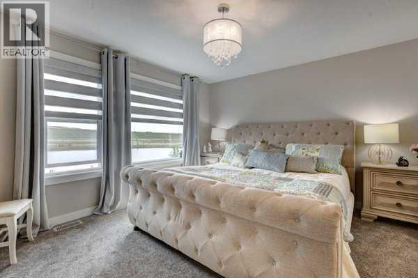 144 Cranbrook Gardens W, Calgary, Alberta  T3M 3K6 - Photo 11 - A2279936