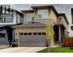 144 Cranbrook Gardens W, Calgary, Alberta